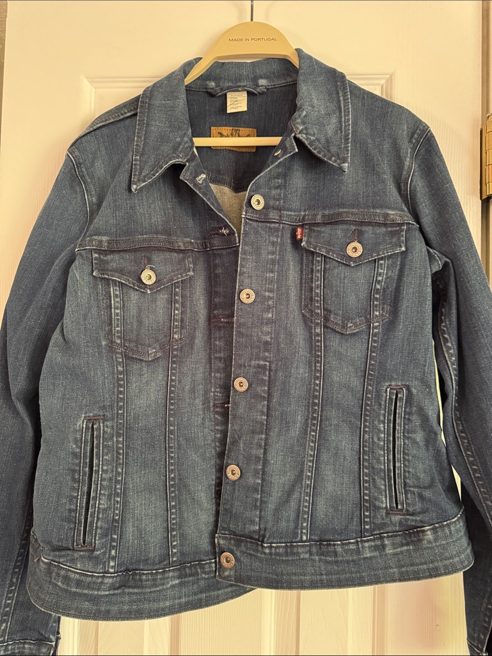 Levi's Vintage-Style Indigo Denim Jacket